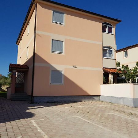 Apartment Onbria Mar Medulin Exterior photo
